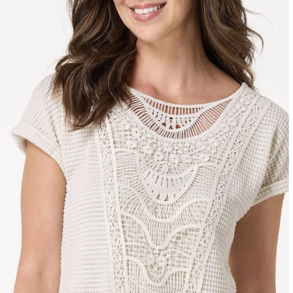SALE!! Women's Lace Detail Top